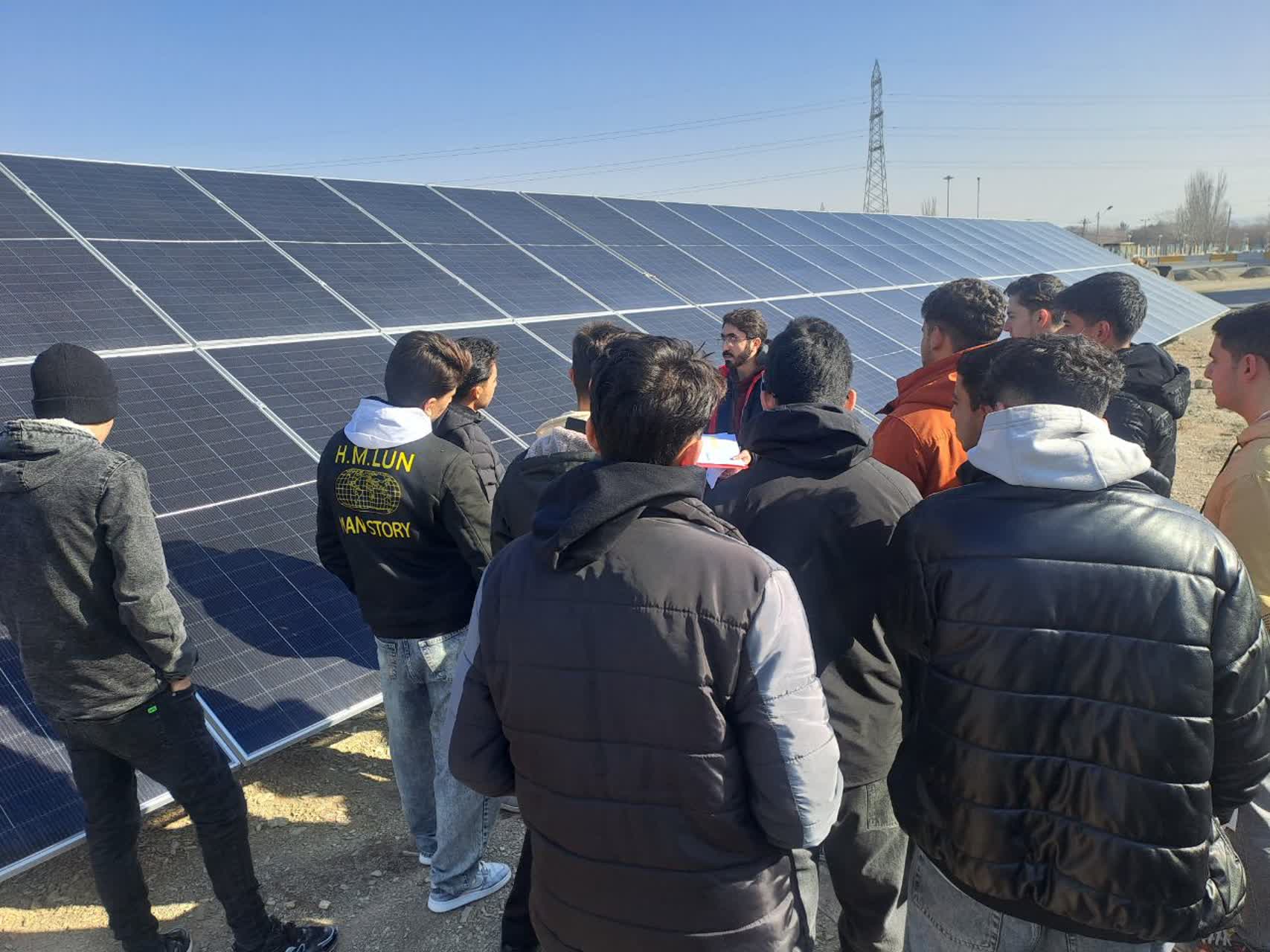 آکادمی نیروگاه خورشیدی